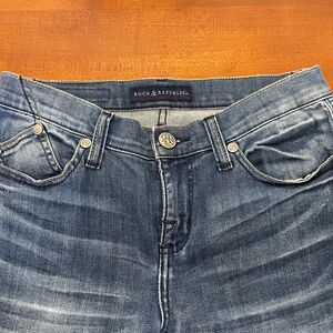 Rock and Republic Jeans Berlin Skinny Size 8